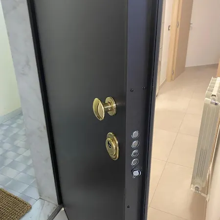 Semeria House Apartmán *